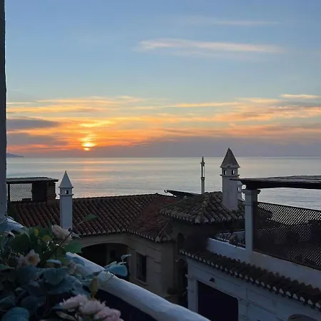 度假居 Charming Idyllic Sea View House