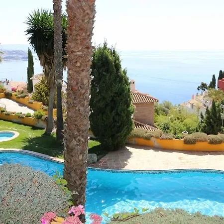 Charming Idyllic Sea View House 度假居 *